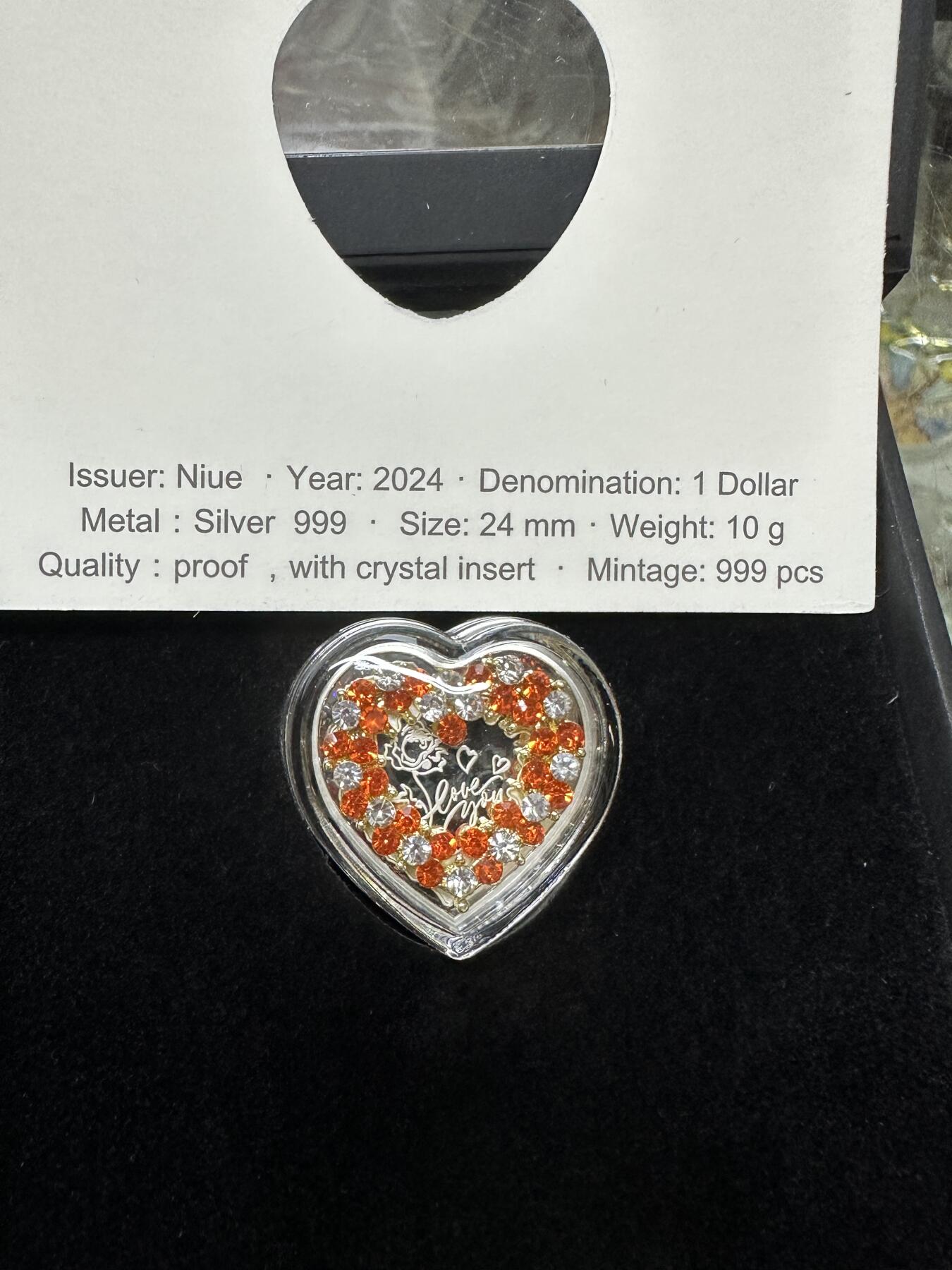 【金钰满堂钱币】拍卖第三十三期 金银币NGC评级币 纪念章 龙钞 2024年情人节纪念币纽埃快乐心形水晶镶嵌纪念银币.999足银