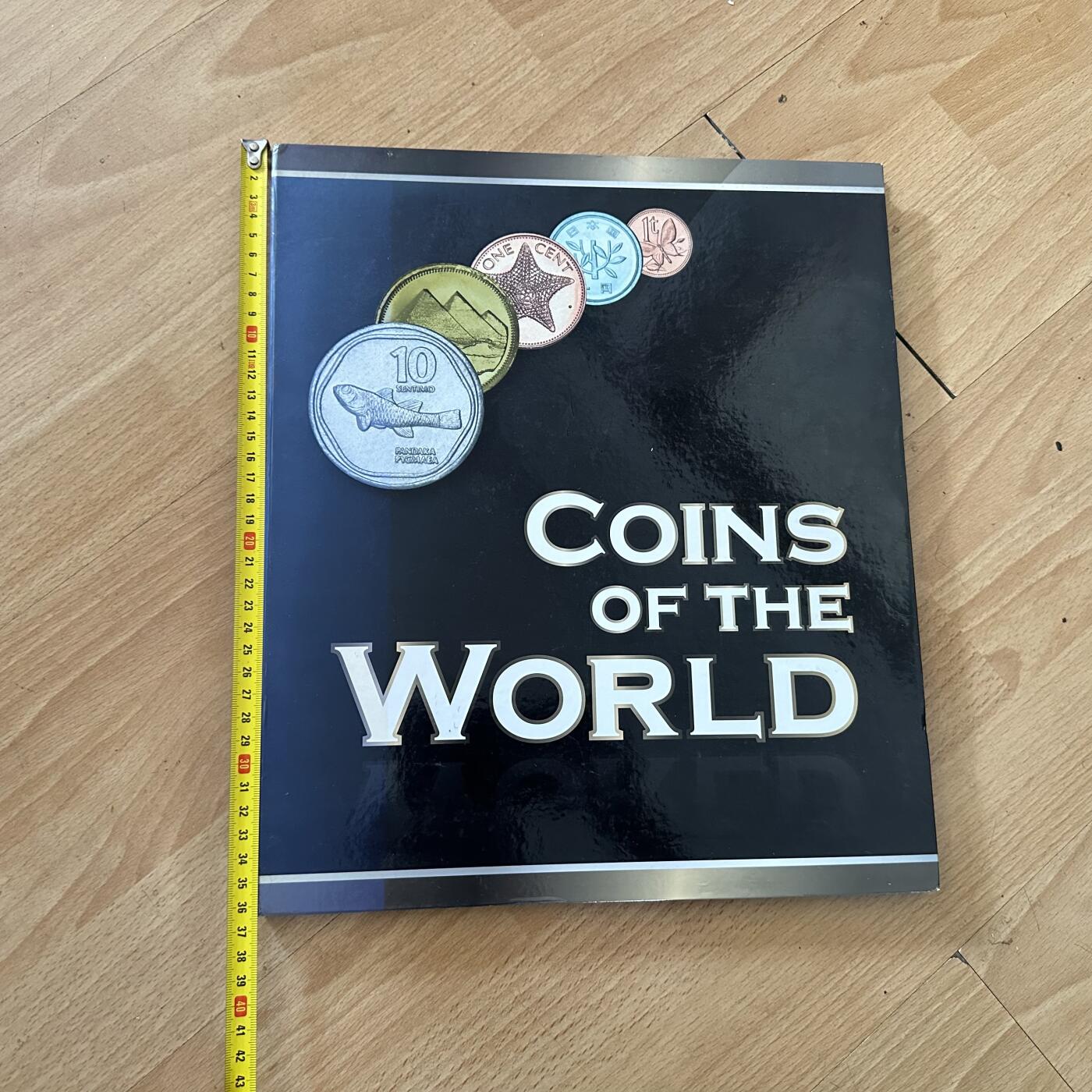 🌹外币初藏🌹🐯第100场 感谢诸友支持捧场！本期全场包邮！ 日本产硬币50国纪念册 可拆卸把玩 超大本