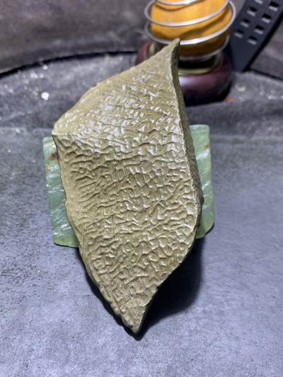 放福利，精美新疆皱皮绿泥石原石把件（镇纸，摆件）一块 - 放福利，精美新疆皱皮绿泥石原石把件（镇纸，摆件）一块