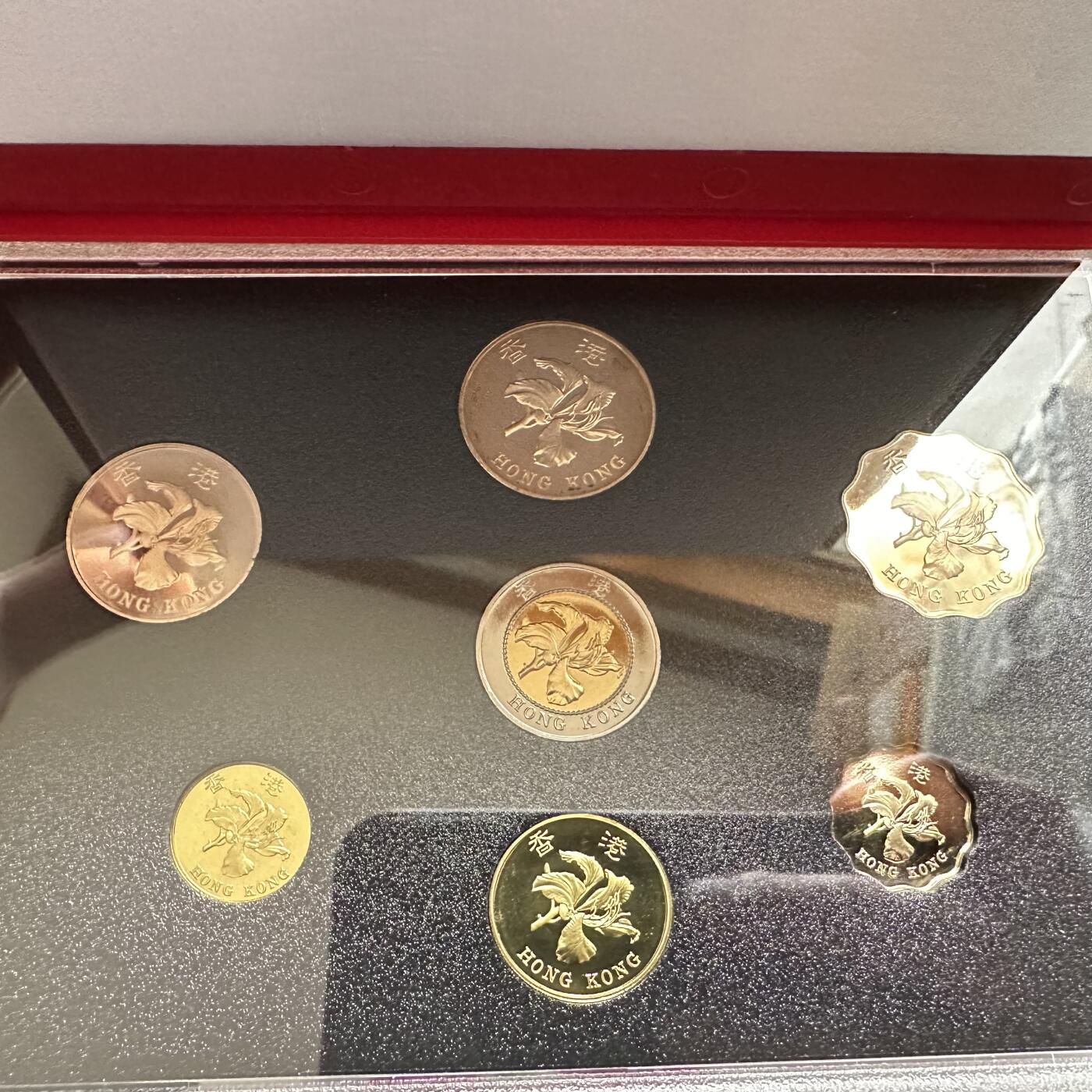 🌹外币初藏🌹🐯第100场 感谢诸友支持捧场！本期全场包邮！ 香港1997年回归纪念币精制版