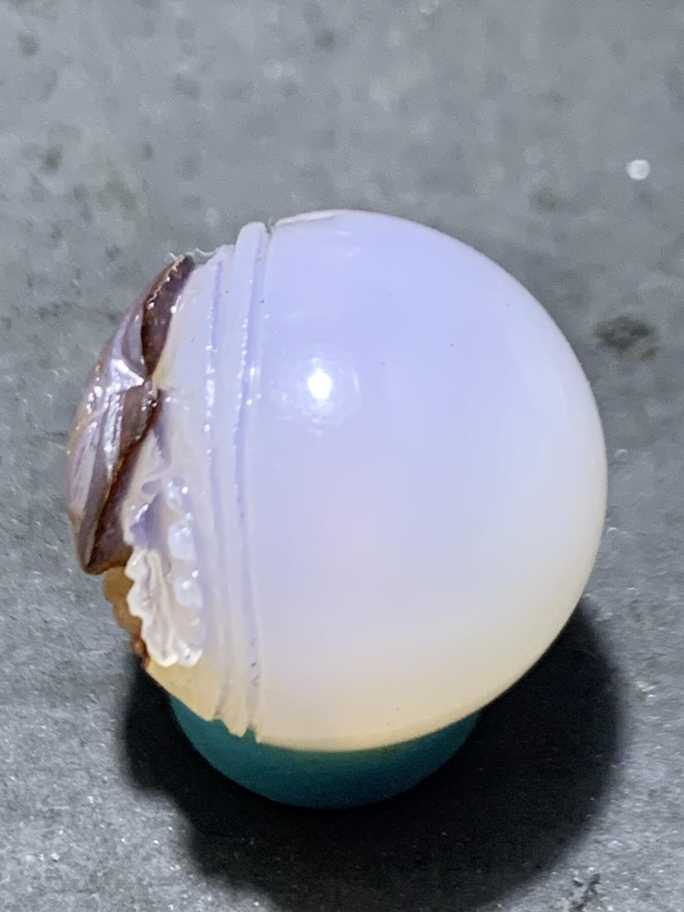 精美高玉化亚光海洋玉髓手工俏色巧雕一心向佛意境圆珠一个！