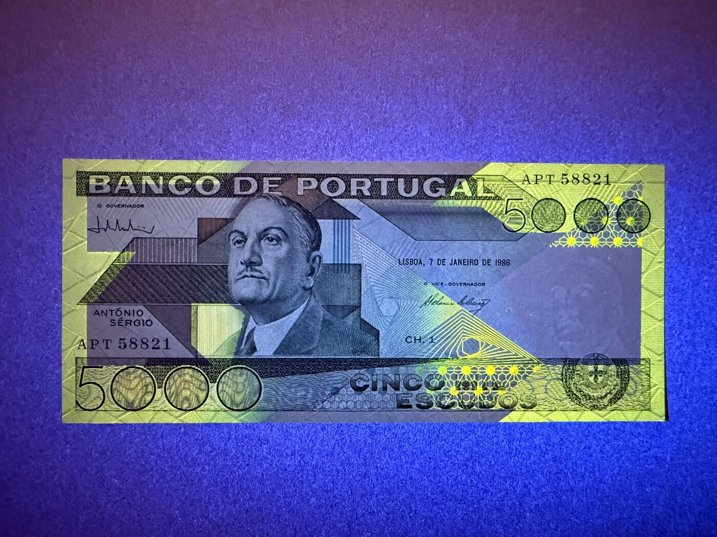 《张总收藏》175期-周日外币精品 葡萄牙5000埃斯库多 UNC 1986年 葡萄牙教育家安东尼奥·苏沙 少见版本 无347