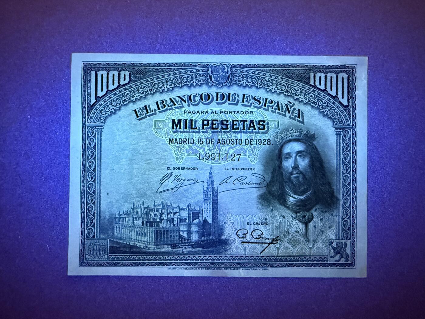 《张总收藏》175期-周日外币精品 西班牙1000比塞塔 UNC- 1928年 西班牙国王圣费尔南多 难得的原票 局部荧光 无4