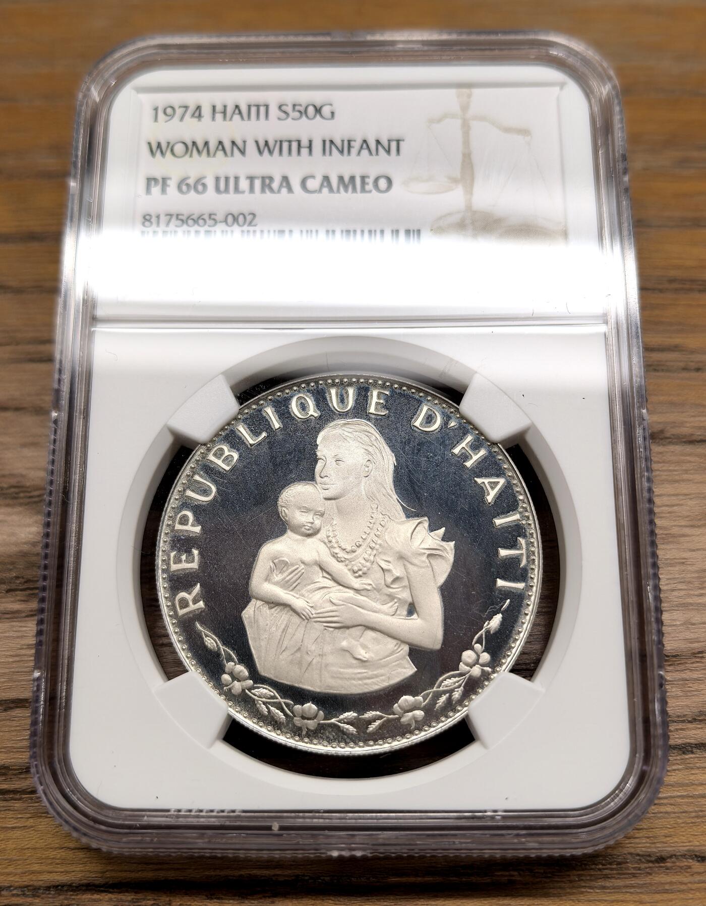 凡希社世界钱币微拍第二百九十期 1974海地母亲与婴孩50G大银NGC-PF66UC