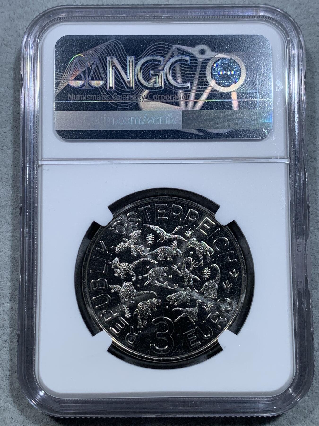 《竞宝斋》第328场 周日，周一，周二 3场连拍 （全场包邮） NGC MS69 奥地利2021恐龙彩色萤光金属纪念币，首日蓝标