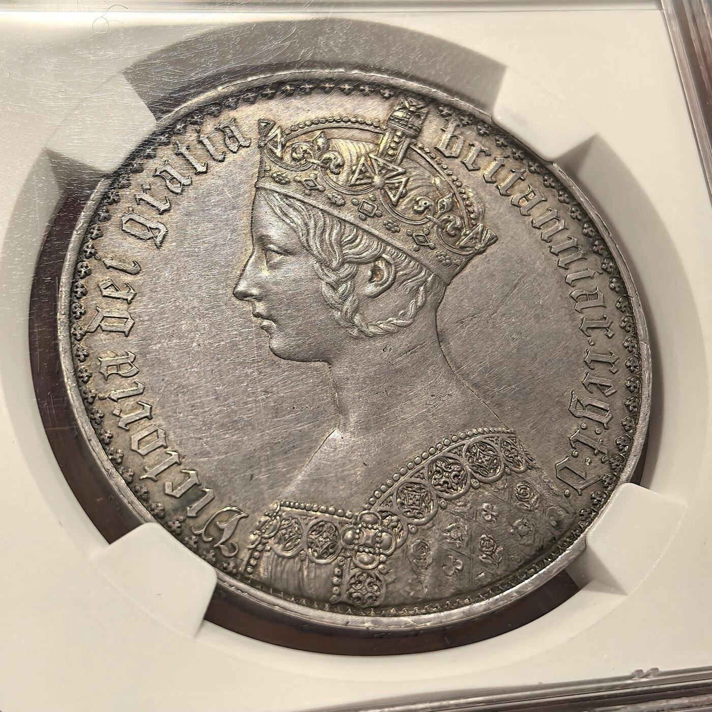 博洋堂“瑰宝之夜”第100期盛典专场（全场顺丰包邮） NGC PF58 英国1847年哥特克朗 名誉品 钱币中的“蒙娜丽莎” 底板干净 打制清晰 状态舒服