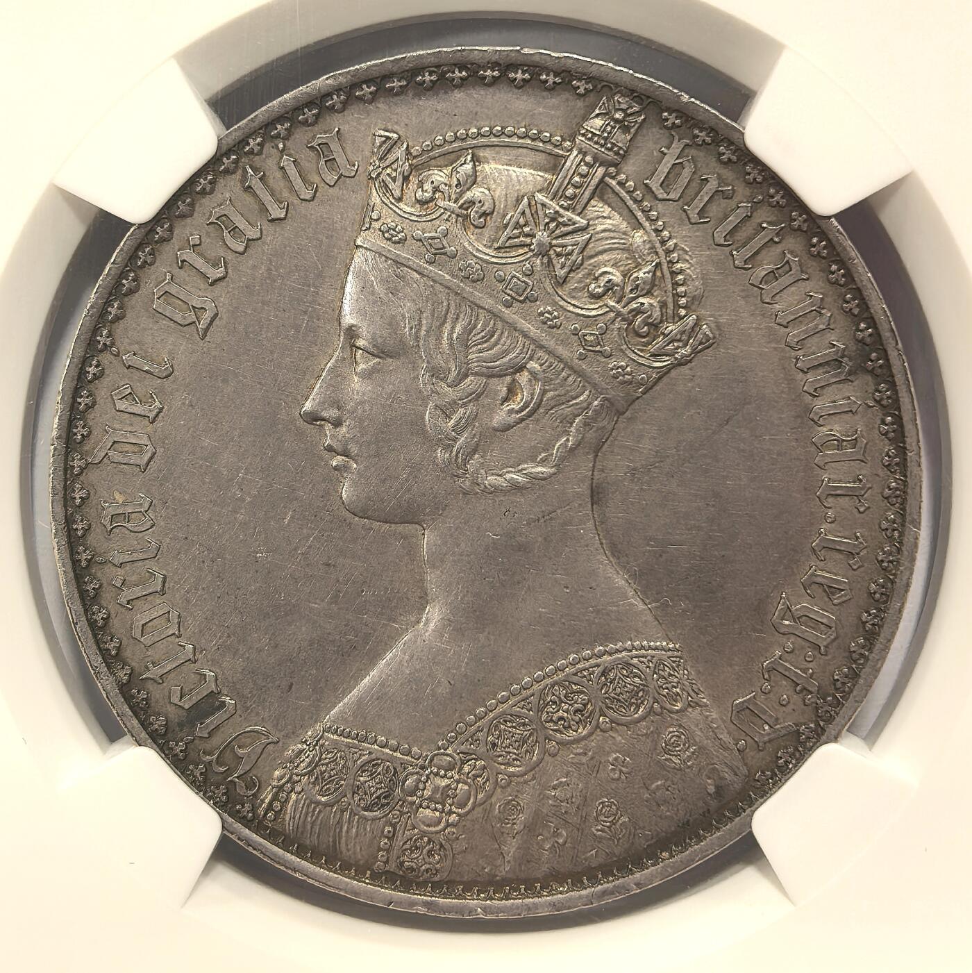 博洋堂“瑰宝之夜”第100期盛典专场（全场顺丰包邮） NGC PF58 英国1847年哥特克朗 名誉品 钱币中的“蒙娜丽莎” 底板干净 打制清晰 状态舒服