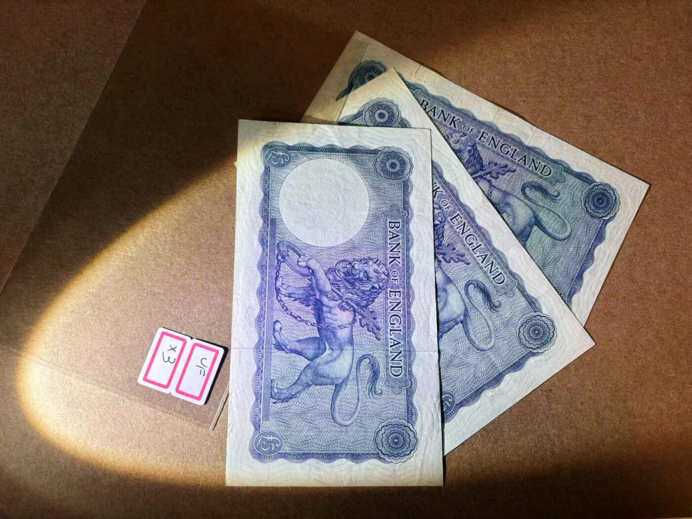 【Blue Auction】✨世界纸币精拍第582期【精】 【一组3张】英国 B序列5镑 VF品相