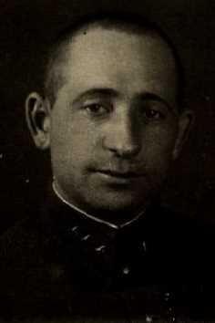 苏联勋章奖章拍卖12月6日晚上九点结束 找不到的加我qq或者微信都是184277308备注苏章拍卖。最好加微信群每次都会通知还有提前可以一口价的 最近会持续拍卖一些东西。			 苏联二战红星勋章 六位数 947347 品相不错 佩戴痕迹 右下角顶部轻微小瑕疵几乎不可见 原配银盖子 带登记卡 早期服役获得  Тропынин Иван Иванович 照片和其他资料也很多 感兴趣的可以去查一下 