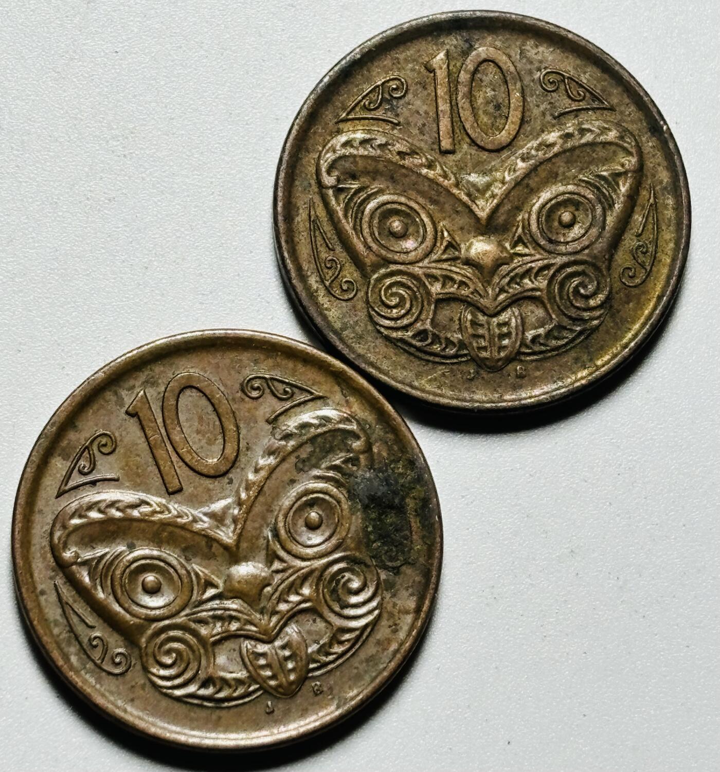 文馨钱币收藏第187 场 新西兰毛利人面具 10 分铜币  2 枚