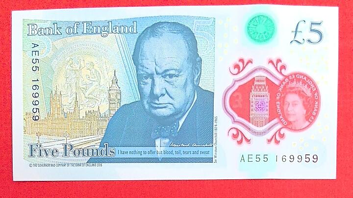 英国2015年5镑 塑料钞 倒置号 无47 实物图 UNC