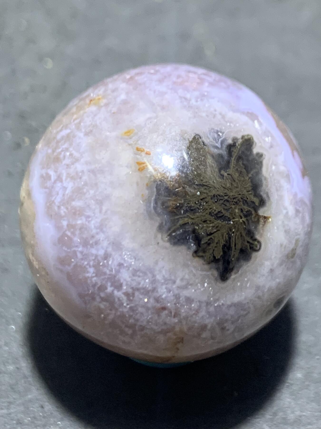 仅此一个！精美冰飘黑草花纹战国红玛瑙大圆珠一颗
