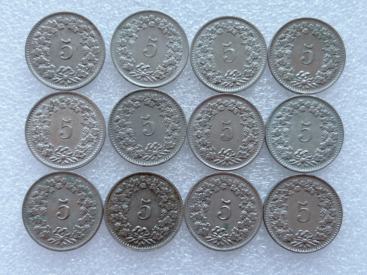 第一海外回流一元起拍收藏 散集专场. 第143期 瑞士5分 12枚