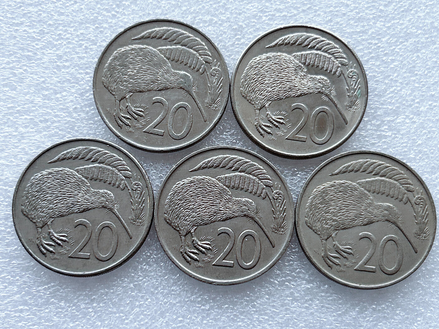 第一海外回流一元起拍收藏 散集专场. 第143期 新西兰几维鸟20分 5枚