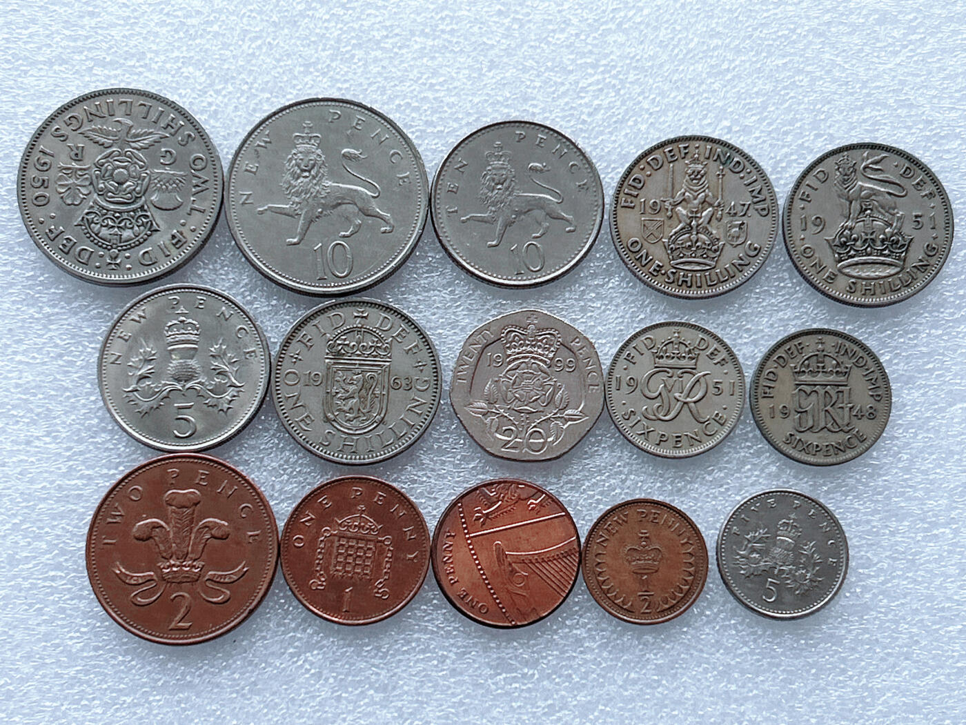 第一海外回流一元起拍收藏 散集专场. 第143期 英国不同版本硬币 15枚