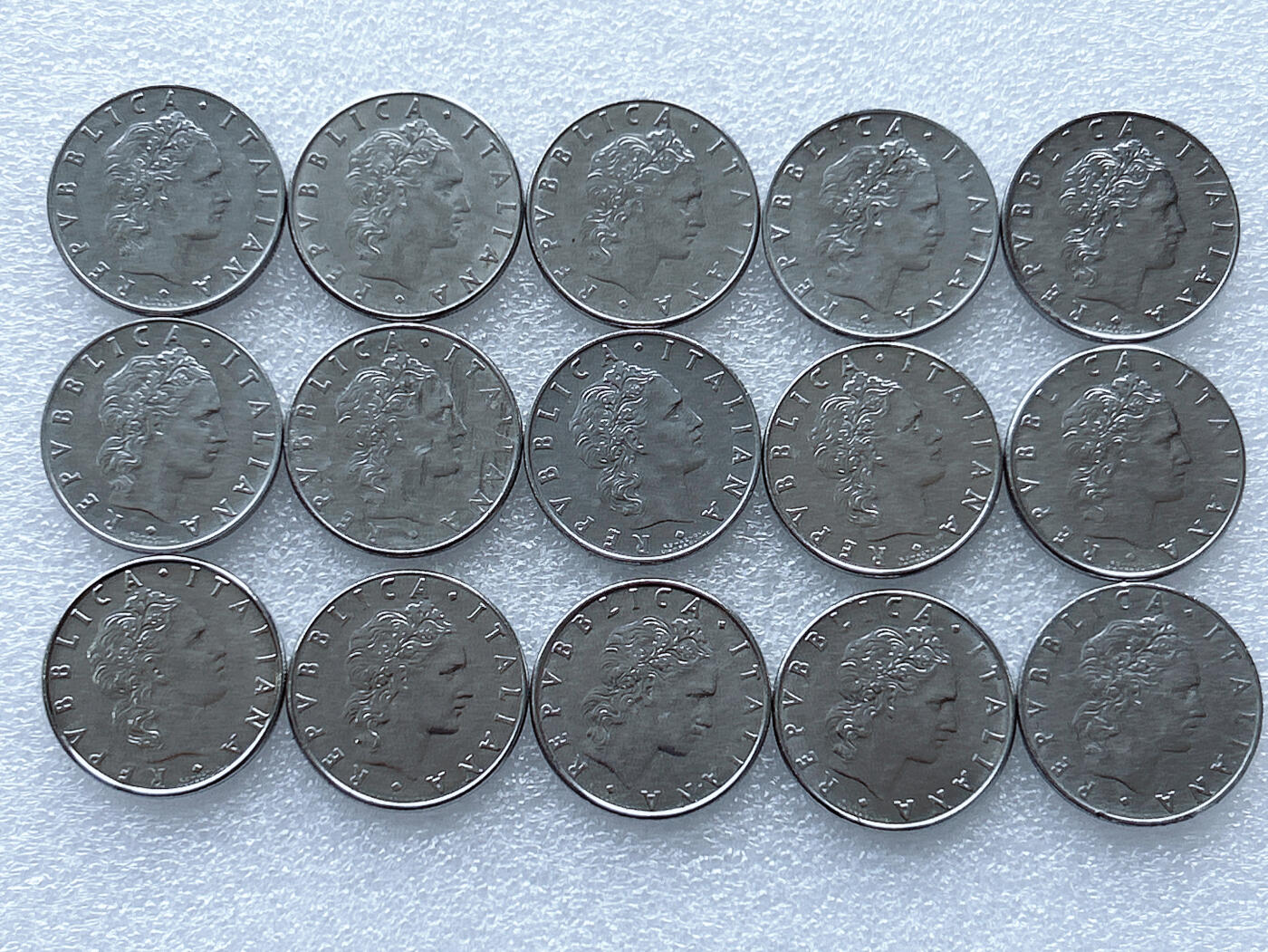 第一海外回流一元起拍收藏 散集专场. 第143期 意大利50里拉不锈钢硬币 15枚