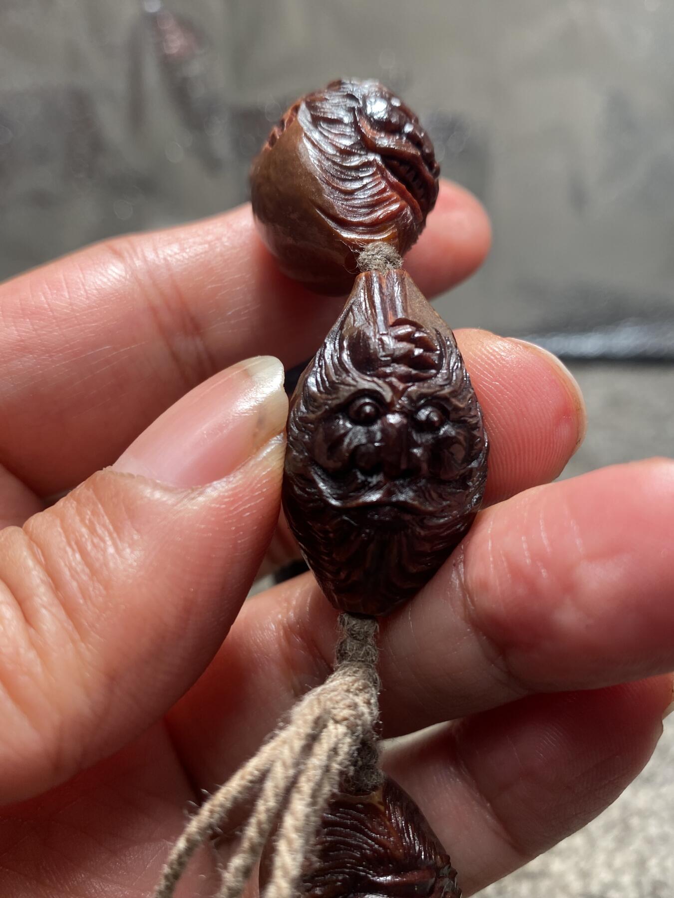 苏工核雕手工文化捡漏价 福利苏工核雕，纯手工天然紫核全紫核魔道钟馗，个性立体非市场通货，尺寸2。0x3.2喜欢的来