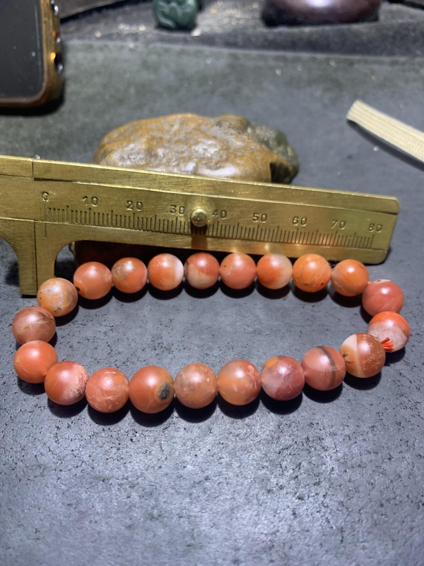保山南红亚光通货单圈手串一条，