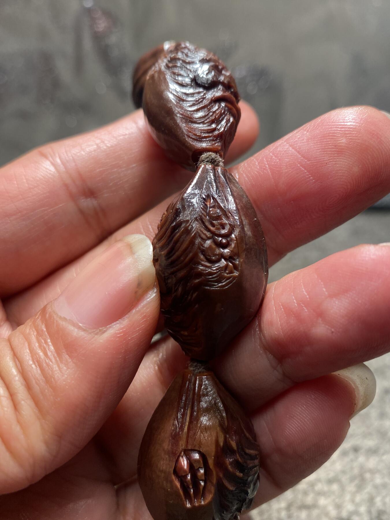 苏工核雕手工文化捡漏价 福利苏工核雕，纯手工天然紫核全紫核魔道钟馗，个性立体非市场通货，尺寸2。0x3.2喜欢的来