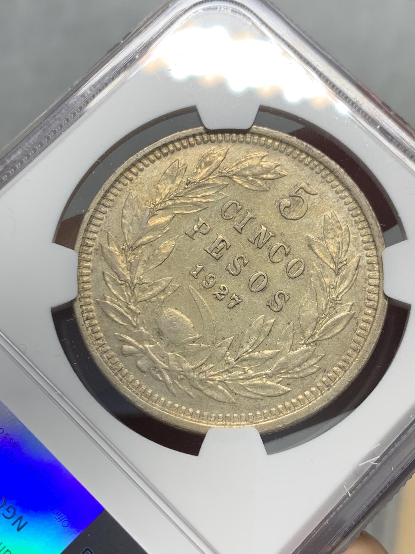 《竞宝斋》第331场 周日，周一 2场连拍 （全场包邮） NGC MS62 智利1927年5比索银币 币面黄油转光，状态不错