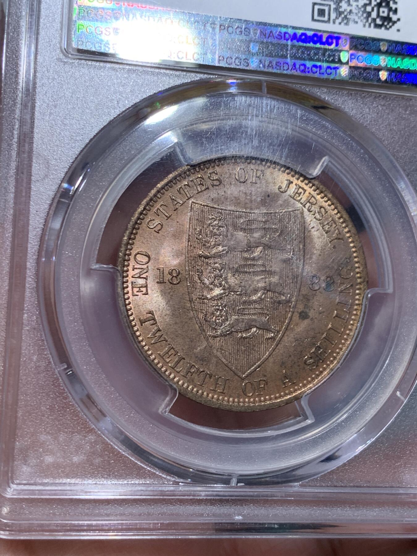 《竞宝斋》第332场 周日，周一 2场连拍 （全场包邮） PCGS MS64RB 冠军分 泽西岛1888年维多利亚女王1/12S大铜币，1/12S=1便士，三狮+中维头像，比本土便士少很多。铜光靓丽，状态出色。