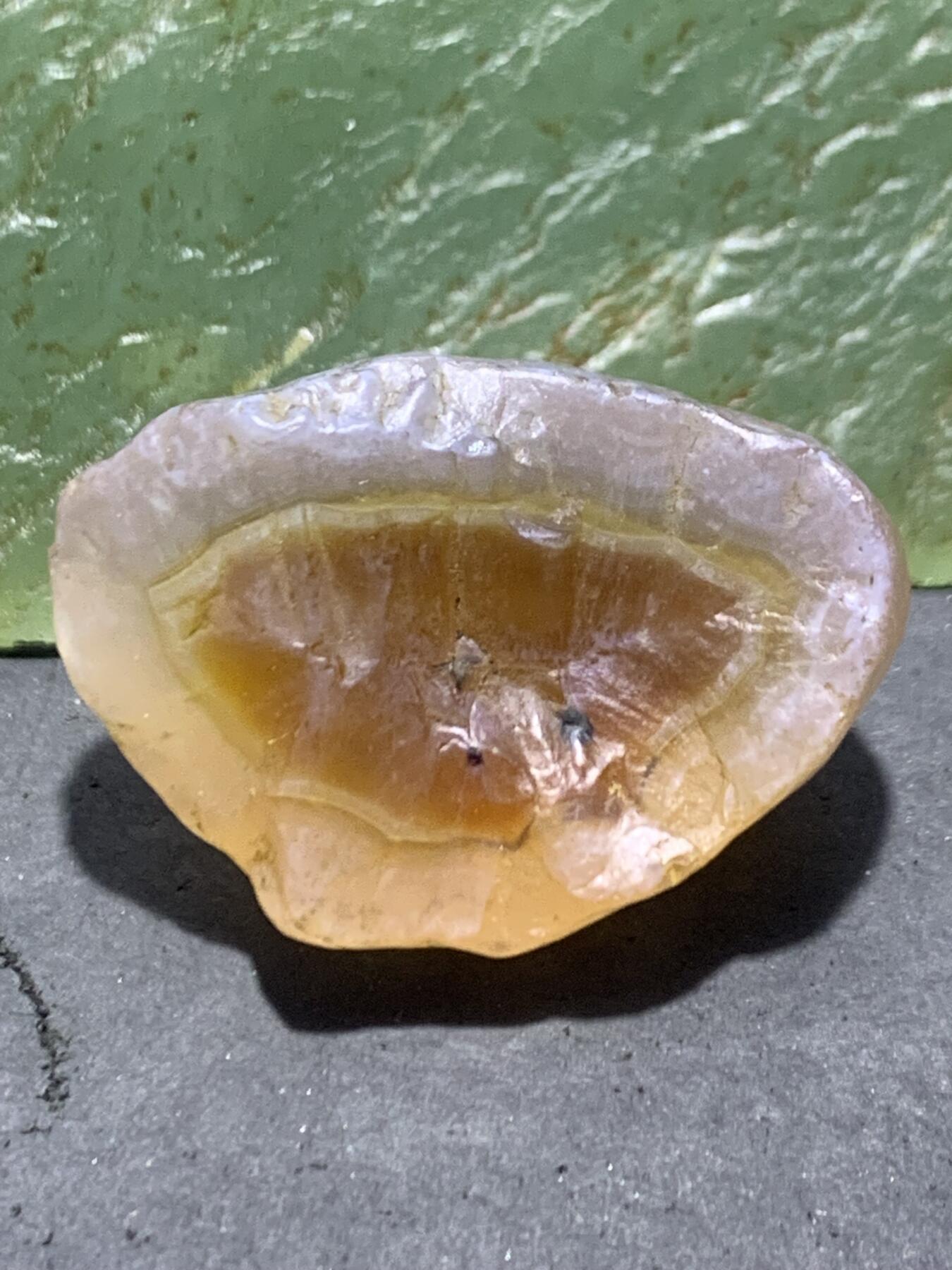 精美天然阿拉善酒红糖心天眼纹玛瑙原石一颗，，