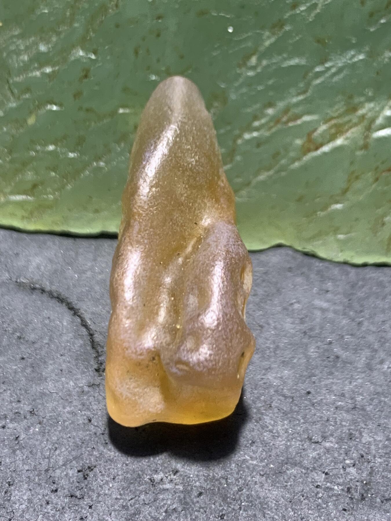 放福利！精美天然麻皮阿拉善戈壁糖心玛瑙原石一颗，
