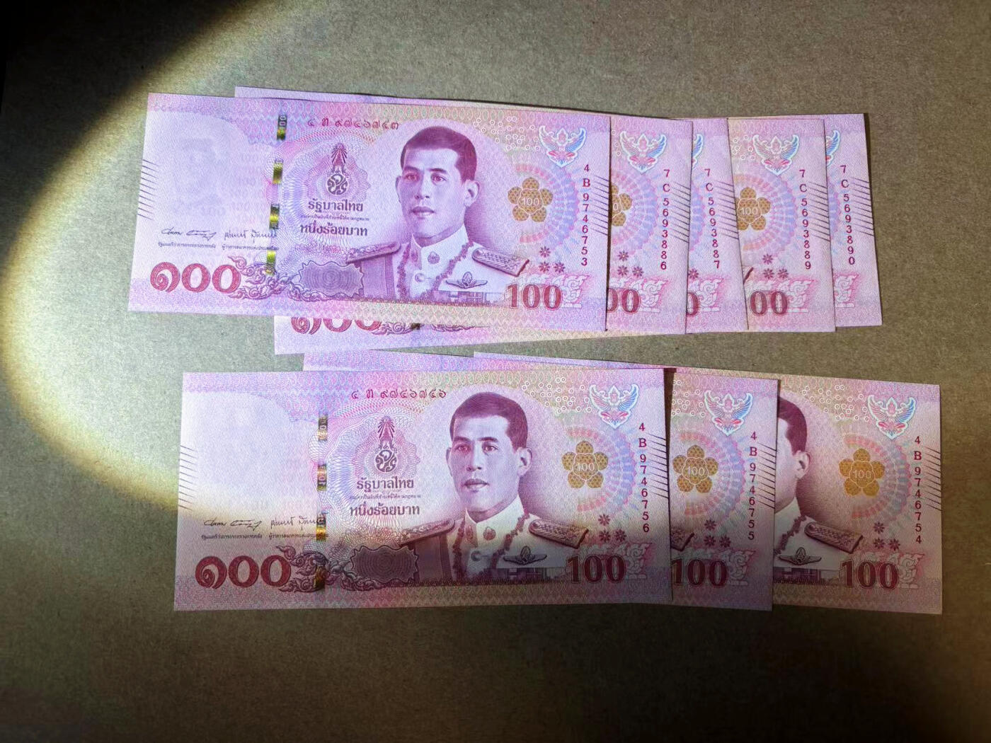 【Blue Auction】✨世界纸币精拍第585期【精】 【一组8张】泰国 100铢一组 全新UNC