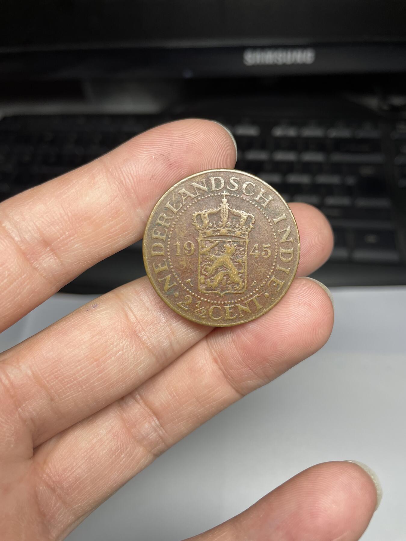 每日一拍，2024年集古藏今外币拍卖第十八期-第6场—（总第176拍），可以寄存60天，满160元包邮。 1945年荷属东印度2.5分