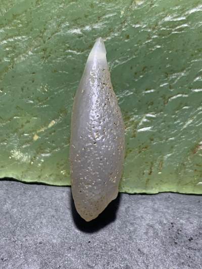 天然戈壁阿拉善玛瑙原石吊坠（卡子）一个， 天然戈壁阿拉善玛瑙原石吊坠（卡子）一个，