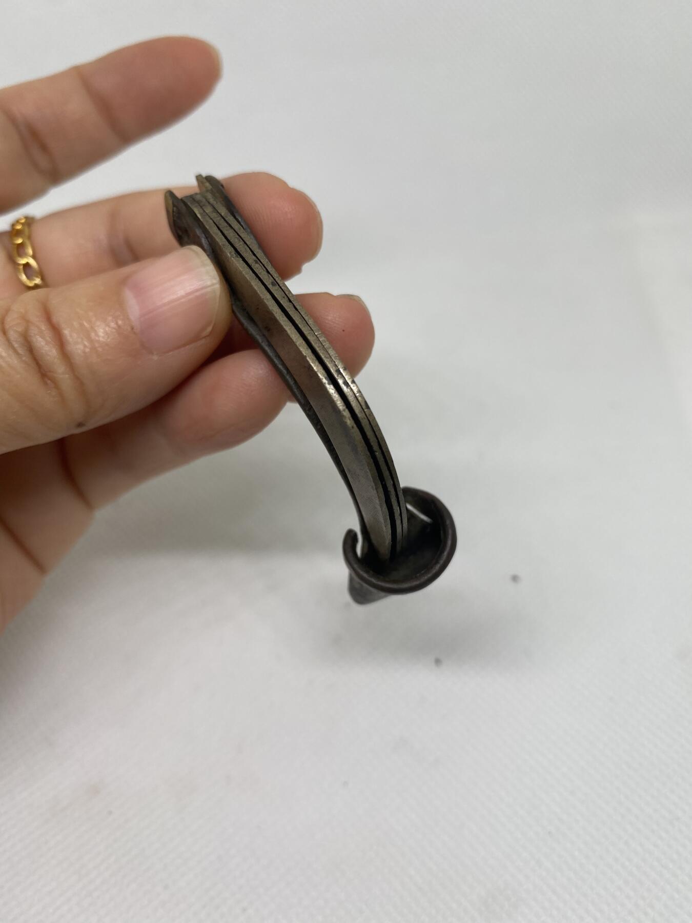 老铜烟刀，尺寸6厘米，品相如图，200包快递