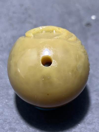 精美亚光高玉化冻料战国红玛瑙手工俏色巧雕刻金睛雄鹰珠一个 精美亚光高玉化冻料战国红玛瑙手工俏色巧雕刻金睛雄鹰珠一个