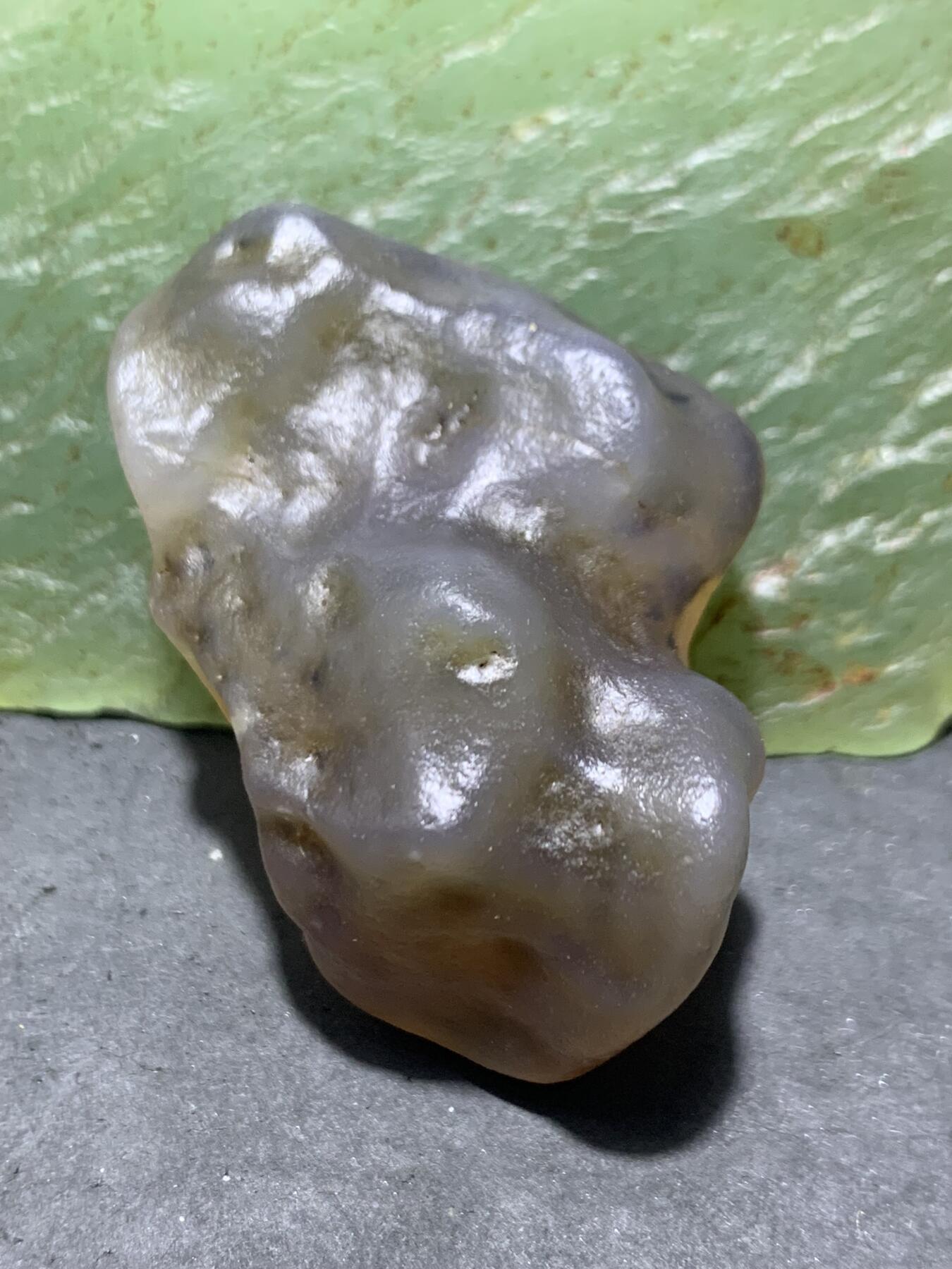 放福利！精美天然阿拉善戈壁水墨糖心玛瑙原石一颗，