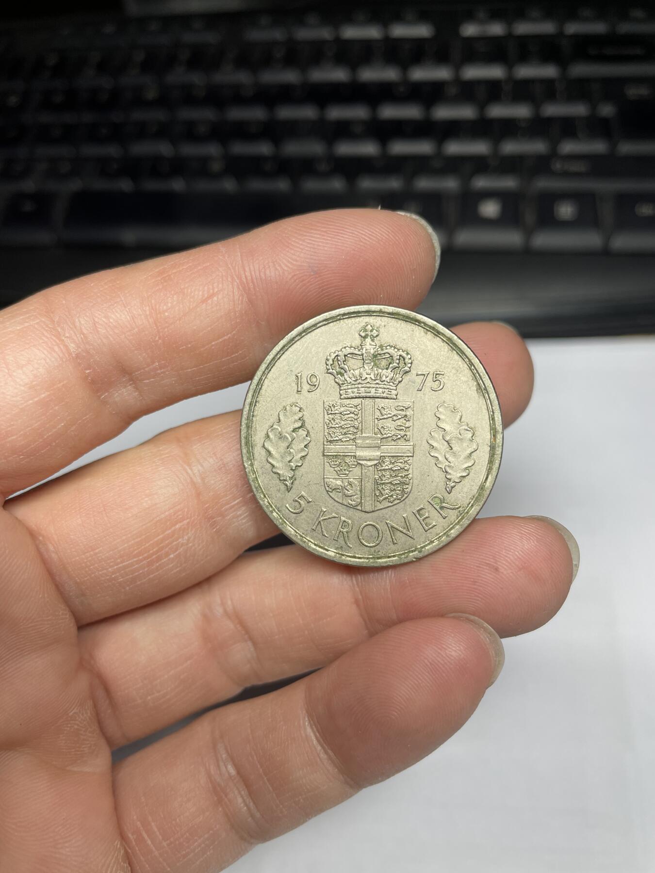 每日一拍，2024年集古藏今外币拍卖第十八期-第8场—（总第178拍），可以寄存60天，满160元包邮。 1975年丹麦6克朗