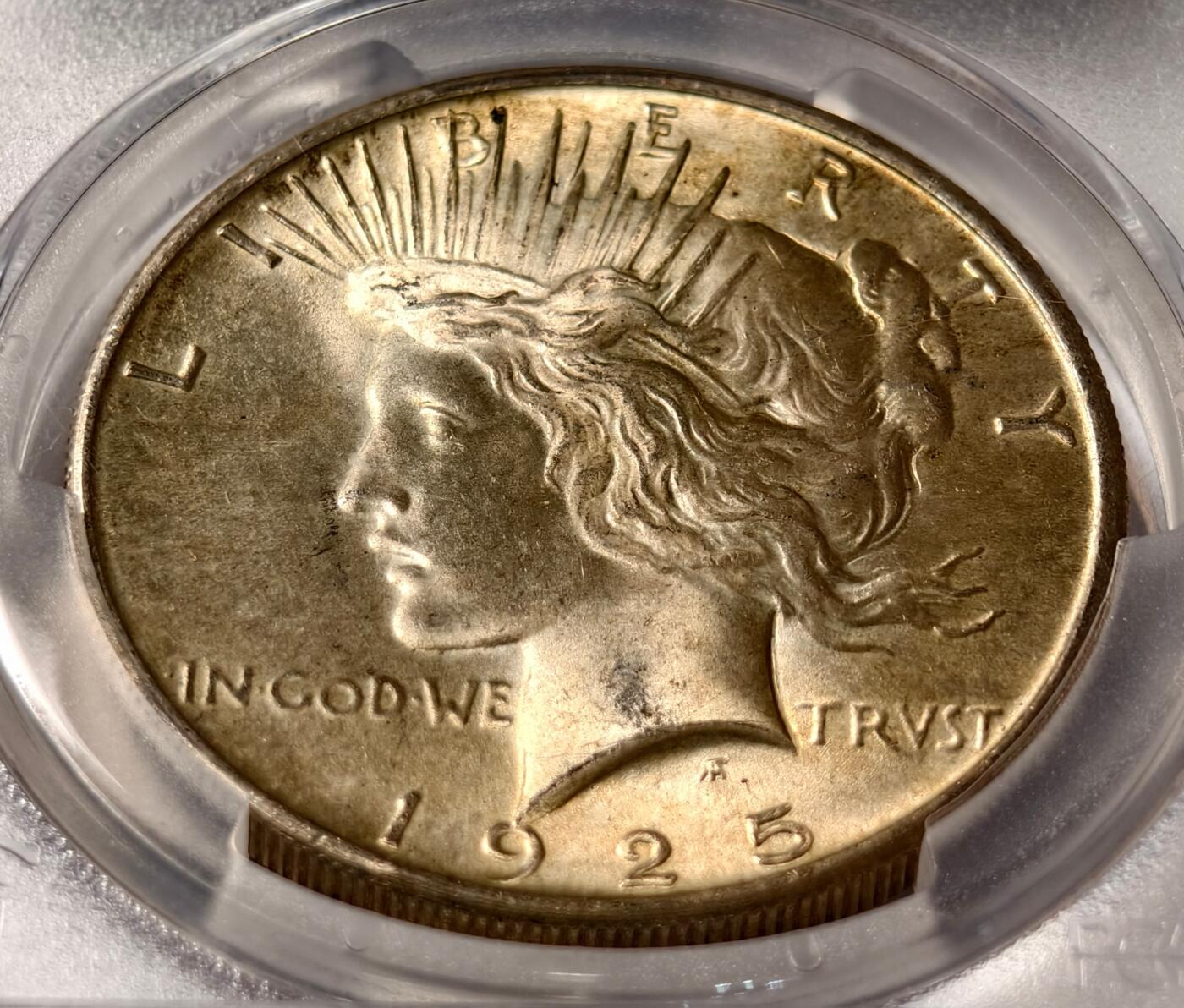 紫瑗钱币——第462期  美国 1925年 和平鸽 1元 银币 PCGS MS65  65难度比摩根高