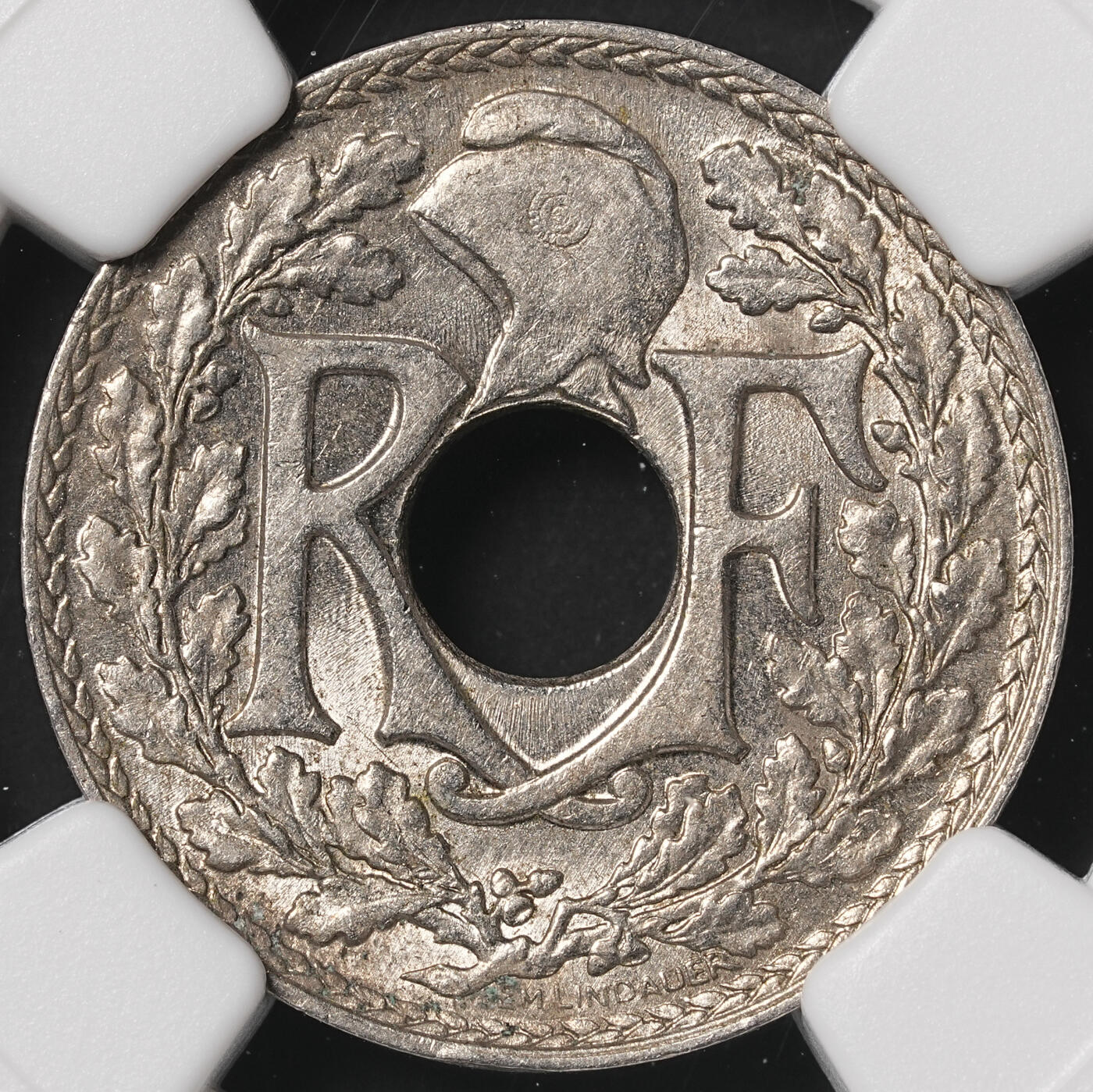 修遠堂世界钱币第四十九期 全场包邮 NGC MS64 1917年法国中孔10分 较少见的年份