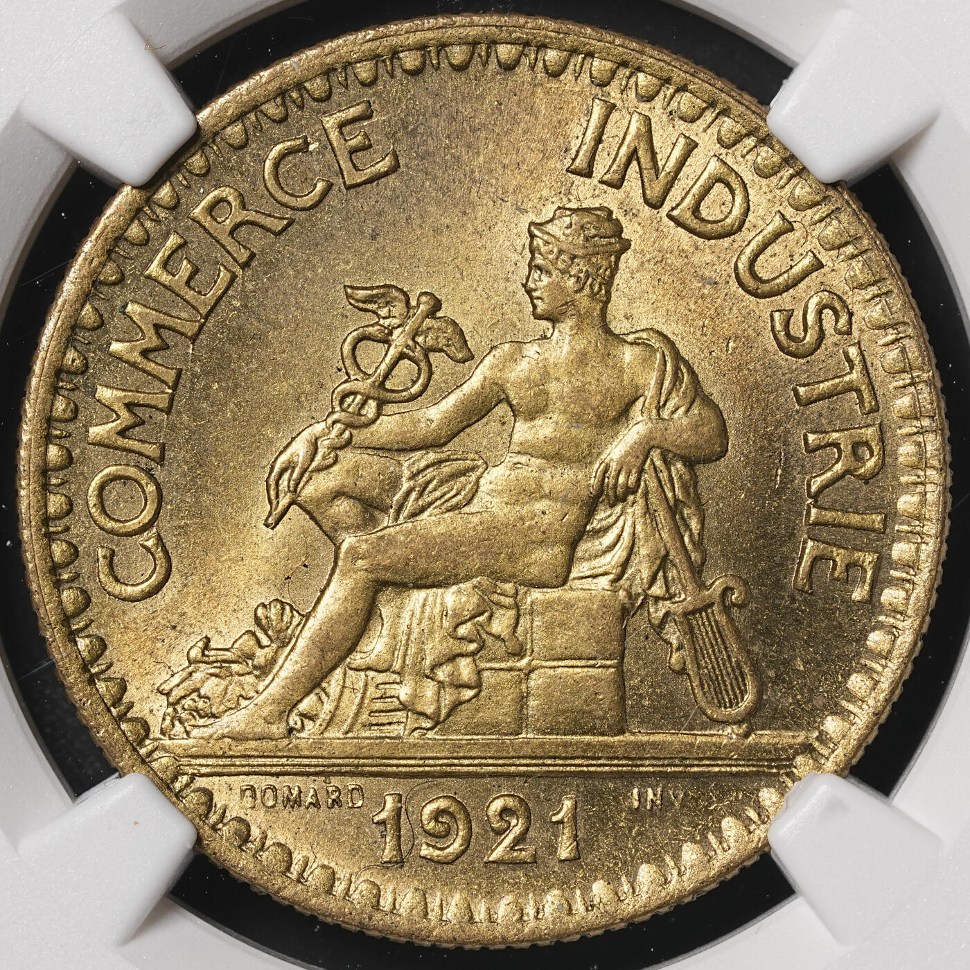 修遠堂世界钱币第四十九期 全场包邮 NGC MS65 1921年法国坐人2法郎铜币
