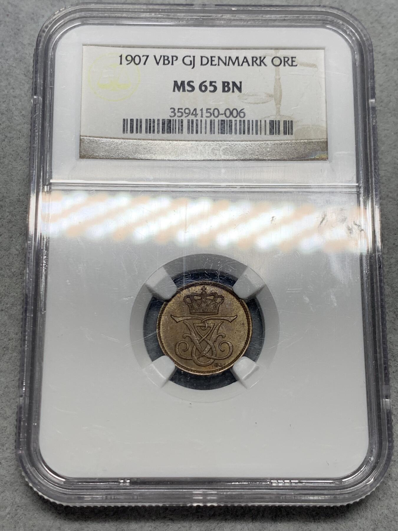 《竞宝斋》第333场 周日，周一 2场连拍 （全场包邮） NGC65BN 1907 VBP GJ 丹麦1欧尔铜币，季军分