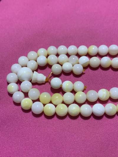 深海奶白半黄贝化玉108手串一条 深海奶白半黄贝化玉108手串一条