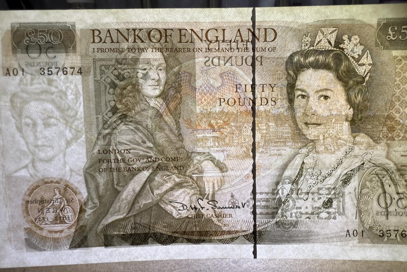 《张总收藏》178期-周日外币畅拍场 英格兰50镑 UNC D序列 D.H.F. Somerset签名 A01冠
