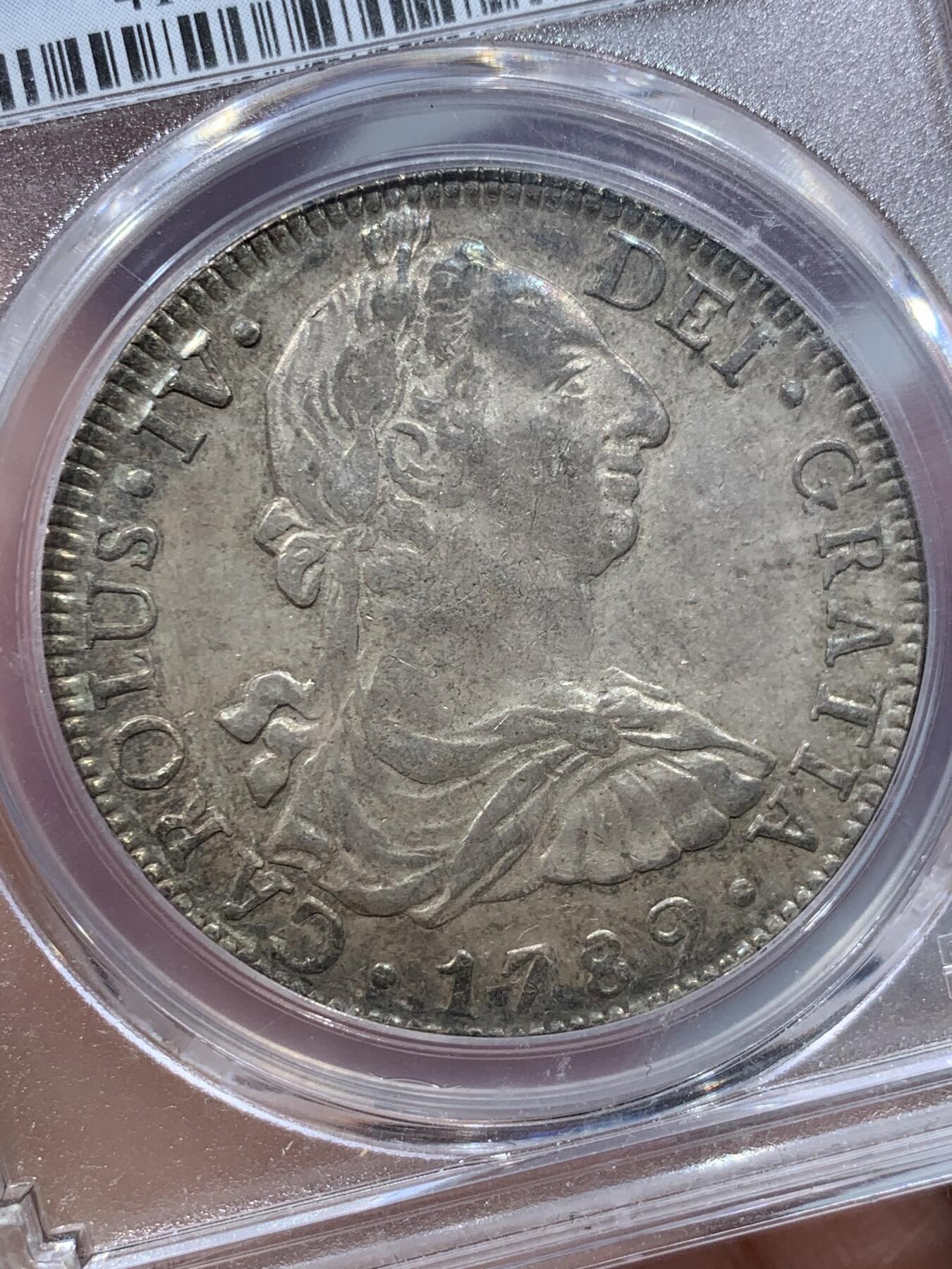 《竞宝斋》第333场 周日，周一 2场连拍 （全场包邮） PCGS-AU55 墨西哥1789年卡洛斯四世8R双柱银币 过渡版稀少品种 深色包浆 人像徽章打制精美
