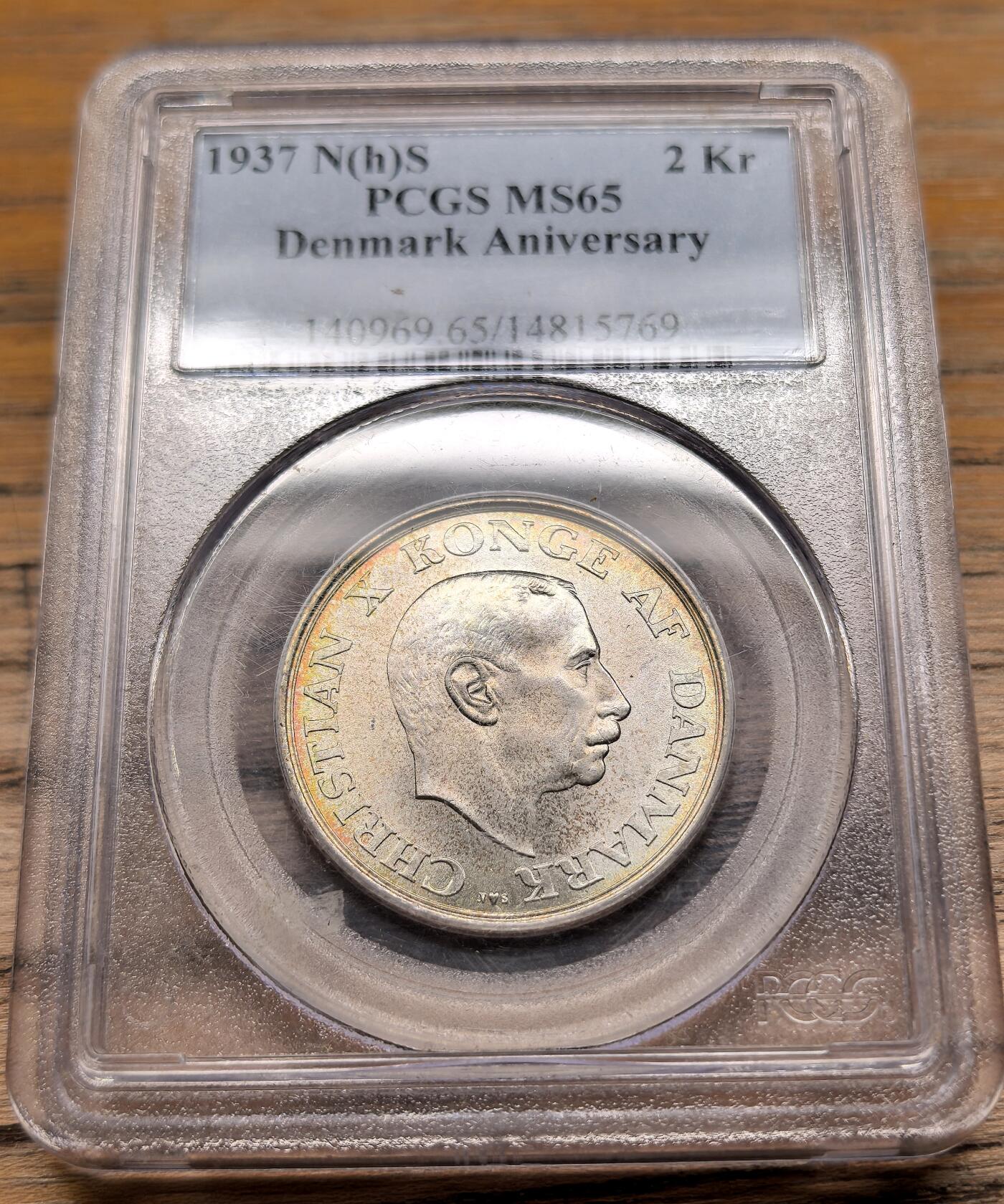凡希社世界钱币微拍第二百九十二期 1937丹麦2克朗纪念银币PCGS-MS65，美包浆。