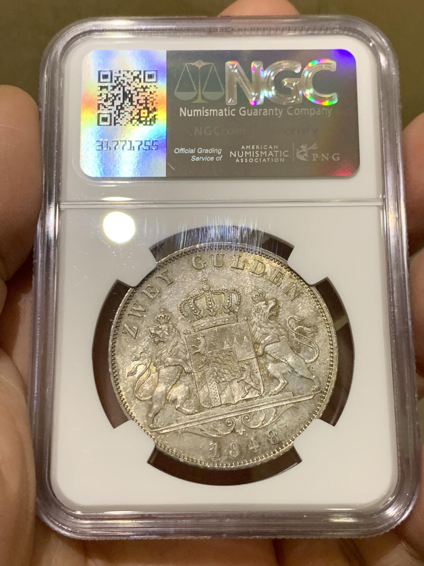 《竞宝斋》第333场 周日，周一 2场连拍 （全场包邮） 亚军分 NGC MS64 德国 1848年 巴伐利亚 马克西米利安二世 双狮盾徽2古尔登大银币 炫光可藏