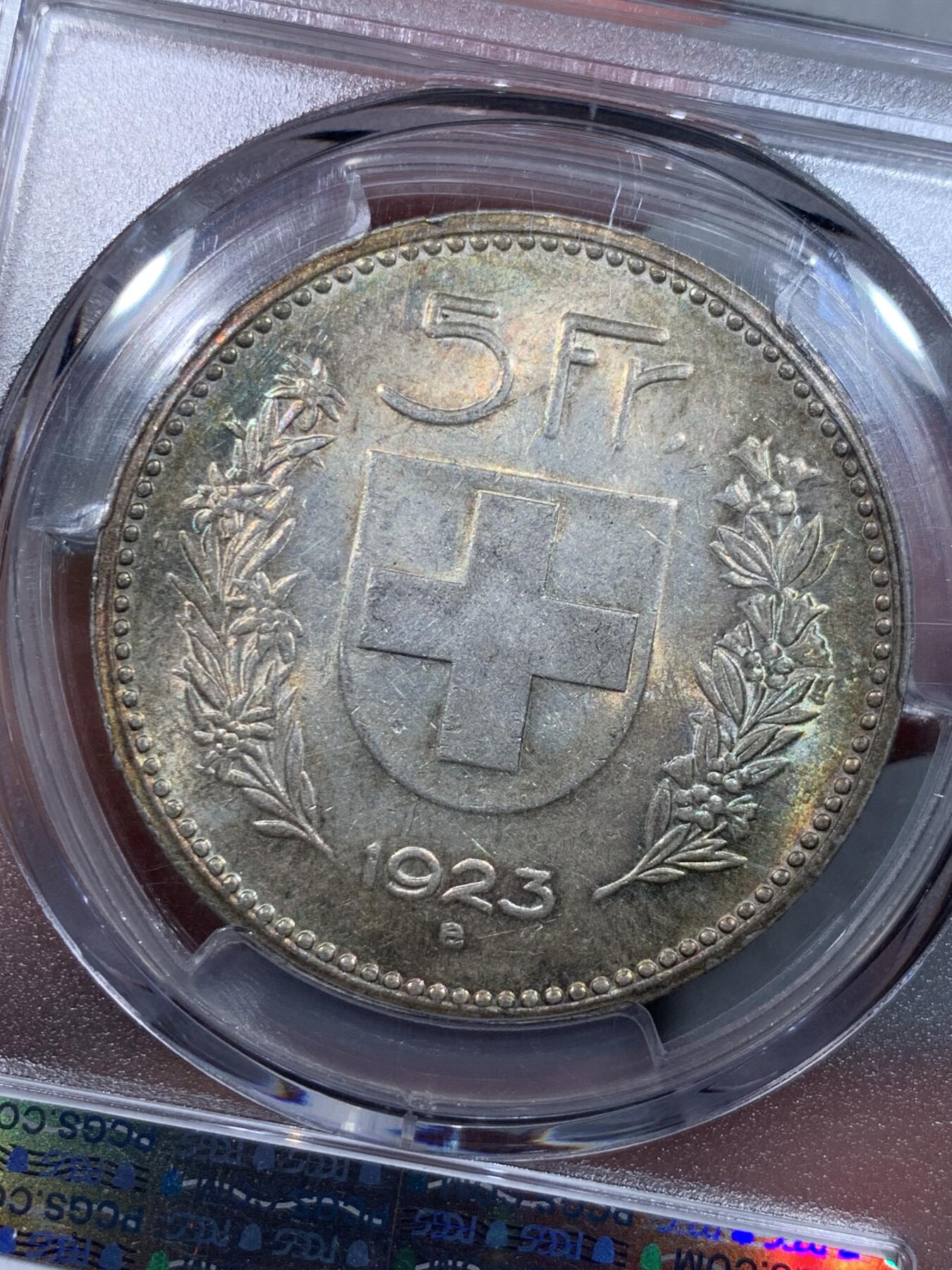 《竞宝斋》第334场 周日，周一 2场连拍 （全场包邮） PCGS MS62 环五彩原光瑞士1923年5法郎大银币