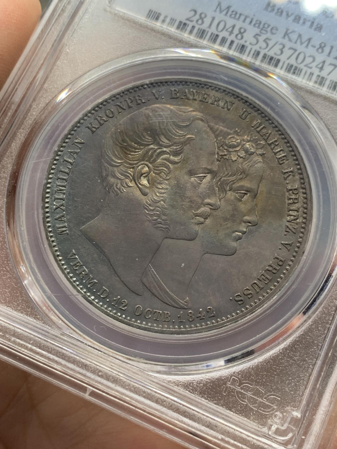 PCGS AU55 德国巴伐利亚1842年2泰勒银币 马克西米利安王储大婚 原味墨绿色环彩包浆 盒子背面牛毛纹裂 无伤大雅