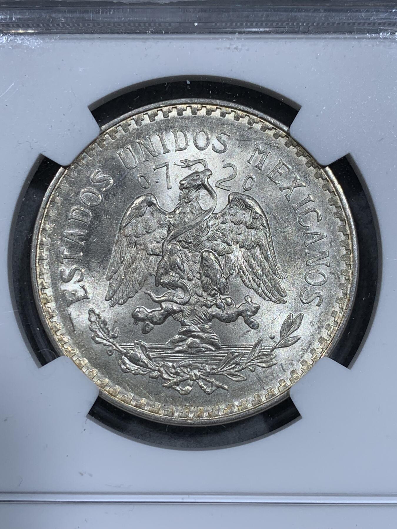 《竞宝斋》第334场 周日，周一 2场连拍 （全场包邮） NGC UNC CLEANED 墨西哥1943年鹰洋1比索银币