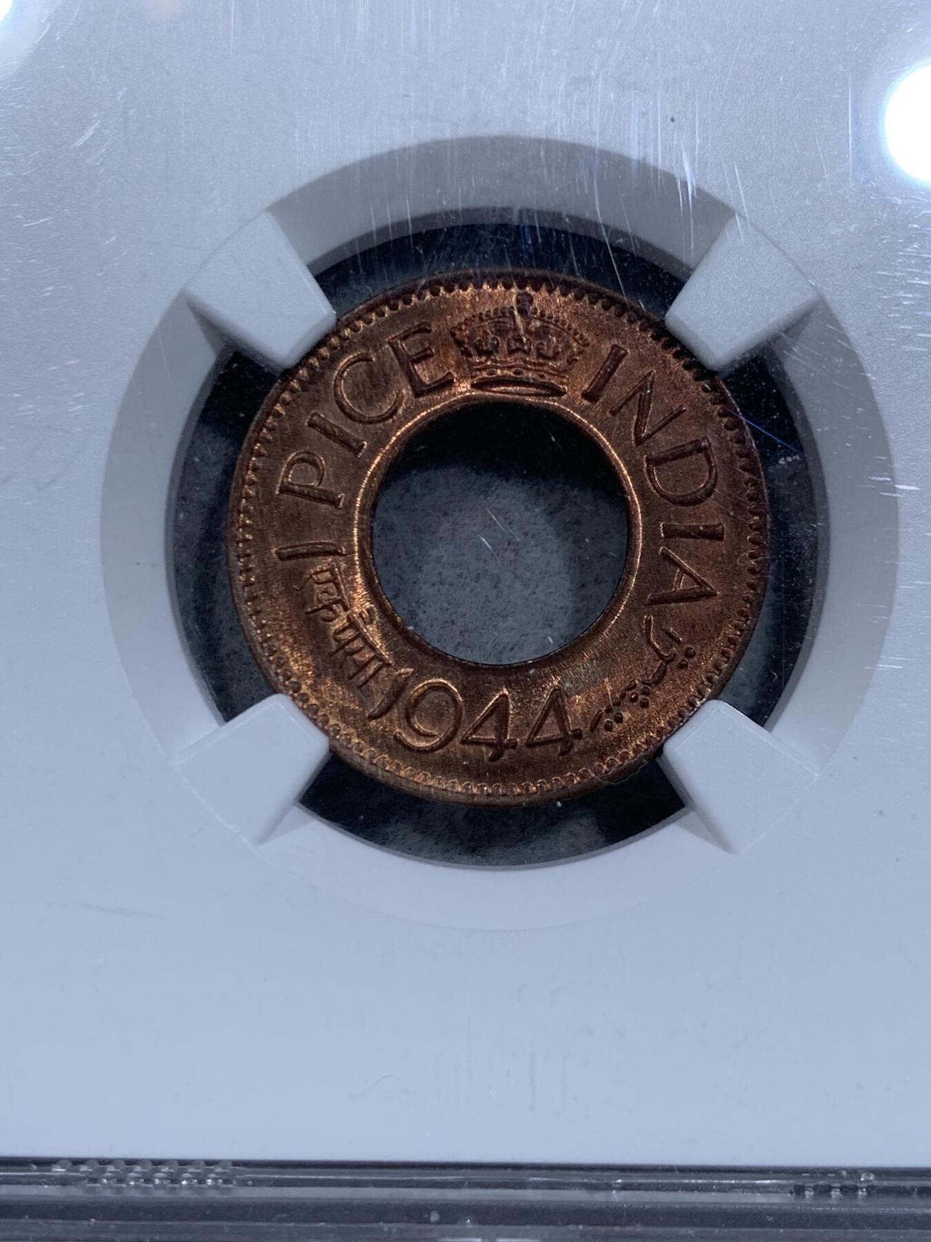 《竞宝斋》第334场 周日，周一 2场连拍 （全场包邮） NGC MS64RB 印度1944年1派沙扁冠