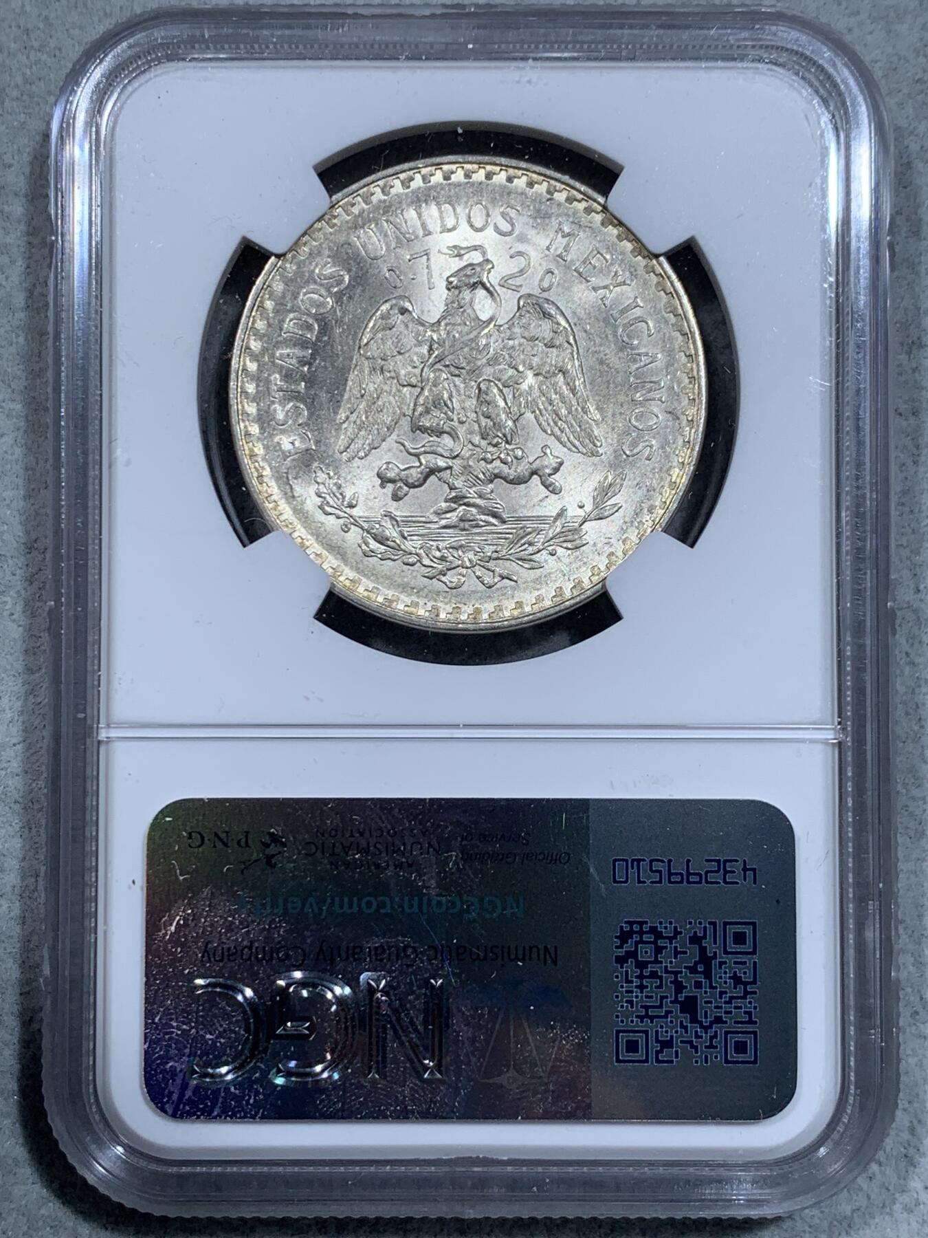《竞宝斋》第334场 周日，周一 2场连拍 （全场包邮） NGC UNC CLEANED 墨西哥1943年鹰洋1比索银币