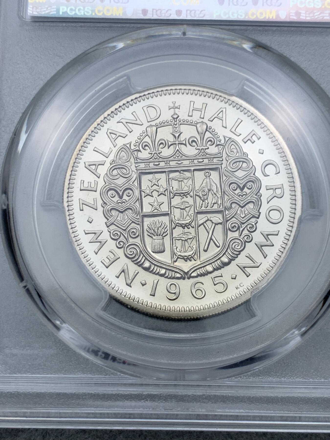 《竞宝斋》第334场 周日，周一 2场连拍 （全场包邮） PCGS SP66 新西兰1965年半克朗样币