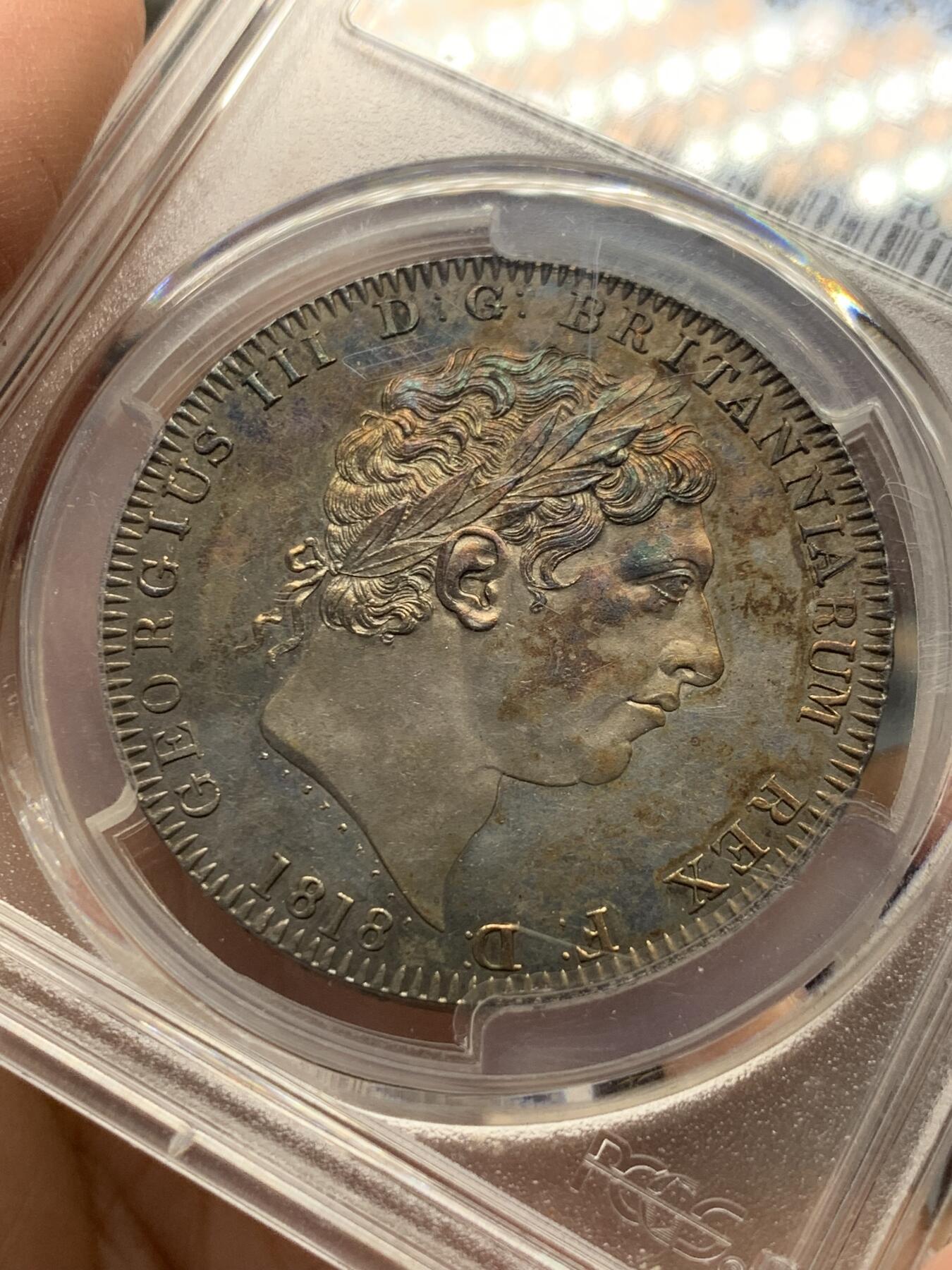 《竞宝斋》第334场 周日，周一 2场连拍 （全场包邮） PCGS AU58 英国1818年乔三马剑克朗 稀少的LIX版本 原味包浆 深打精美 UNC低评状态